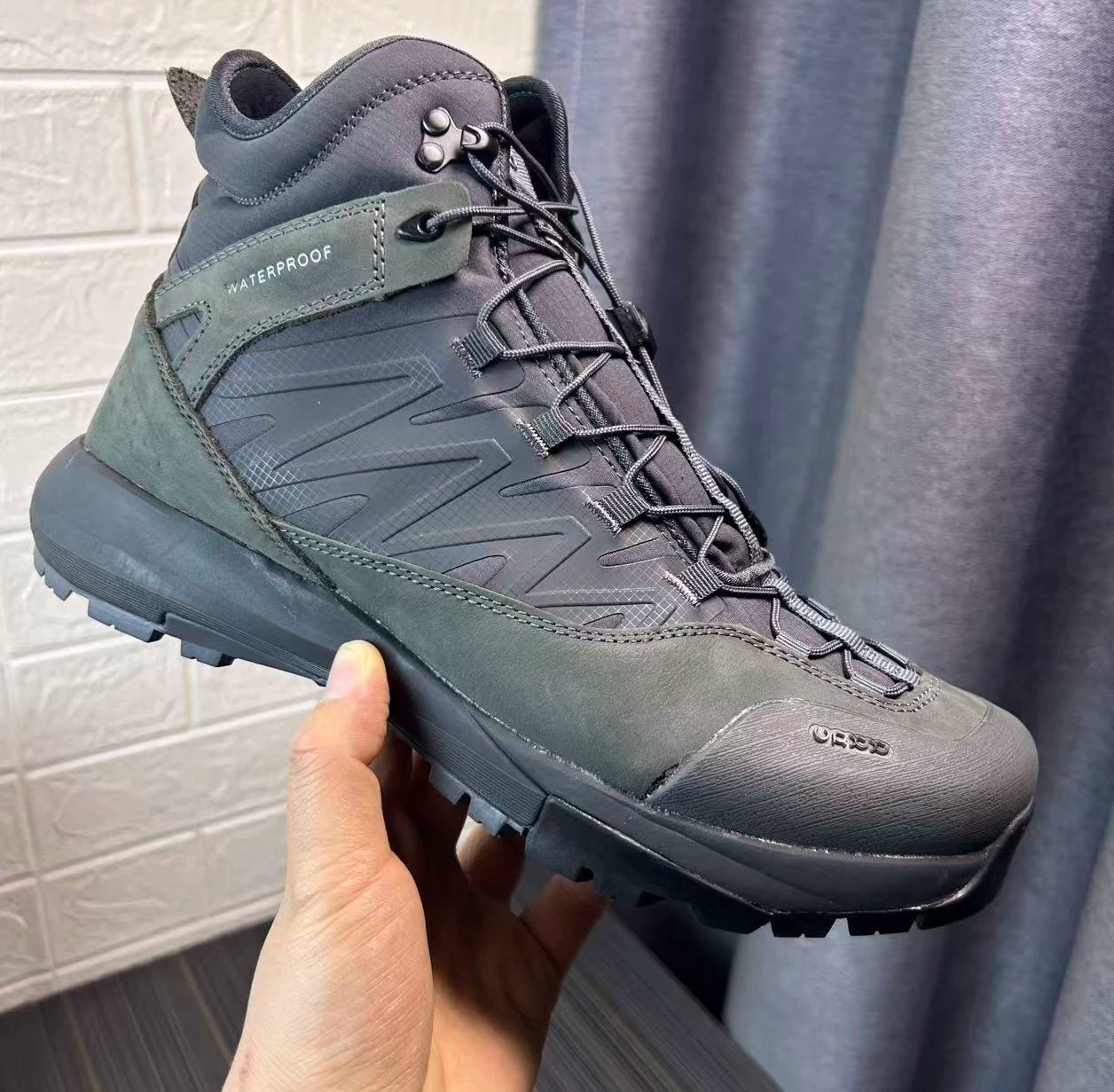 ハイカットレザーハイキングシューズ メンズ 高級ブランド 新 - Hunting Outdoor Brands のレビューと価格