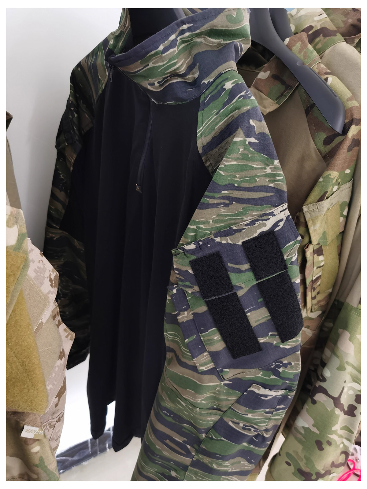 アウトドアハンティングアーミーエンジョイタクティクス G3  - Outdoor Hunting Coat のレビューと価格